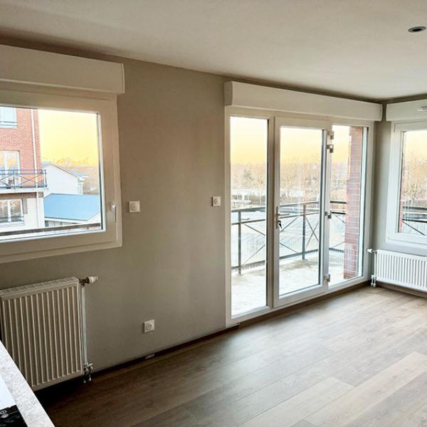  Menuiserie PVC blanche Aralya 77 avec volet bloc baie électrique pose en dépose complète sur Lille